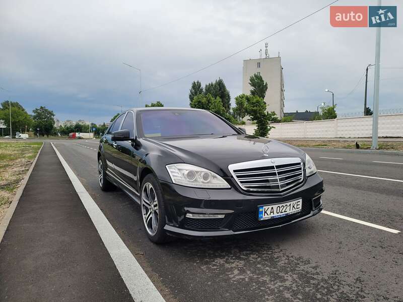 Mercedes-Benz S-Class 2007
