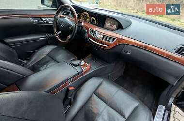 Седан Mercedes-Benz S-Class 2009 в 