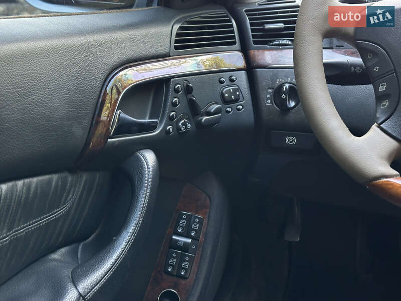 Седан Mercedes-Benz S-Class 2004 в Рожнятове