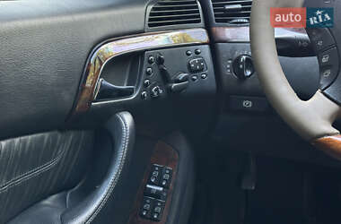Седан Mercedes-Benz S-Class 2004 в 