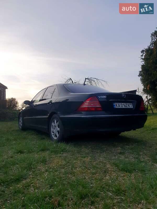 Mercedes-Benz S-Class 2001