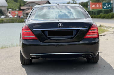 Седан Mercedes-Benz S-Class 2012 в 