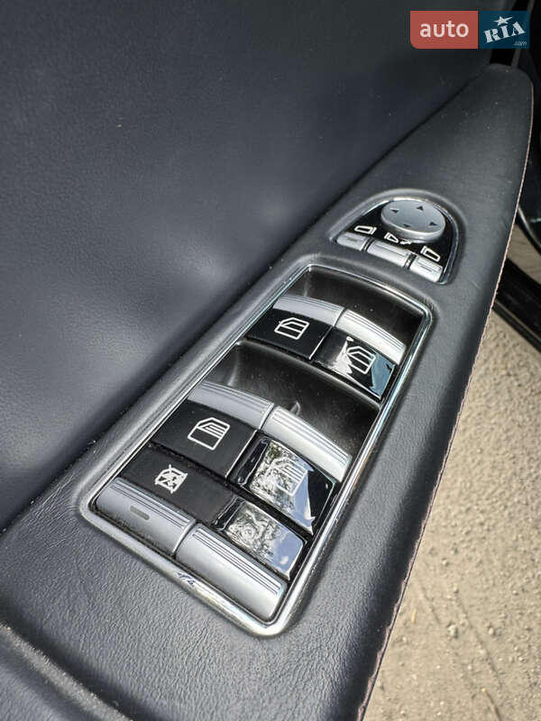 Седан Mercedes-Benz S-Class 2012 в Днепре