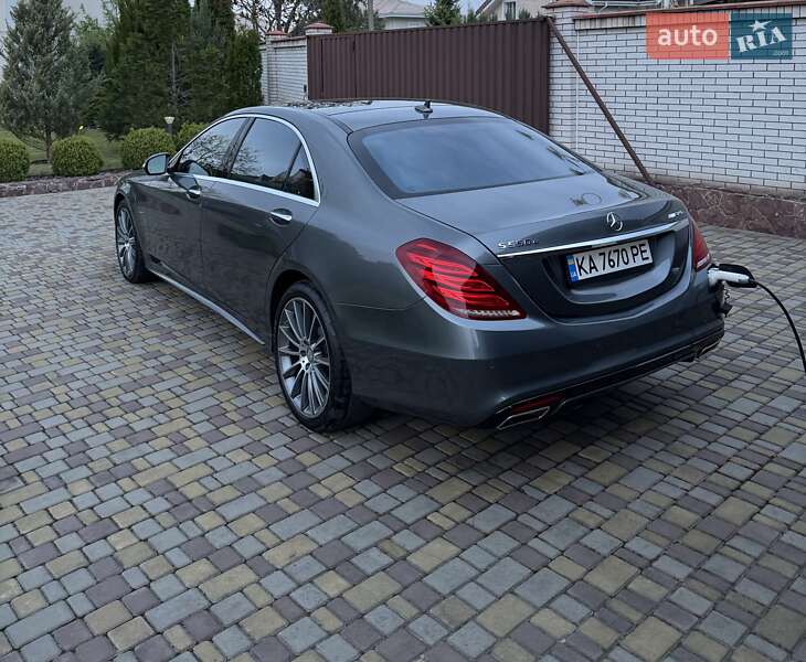 Седан Mercedes-Benz S-Class 2017 в Киеве