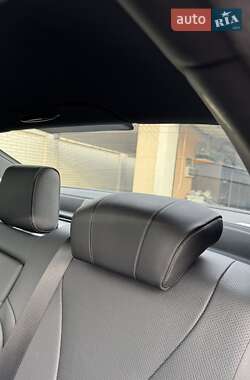 Седан Mercedes-Benz S-Class 2017 в 