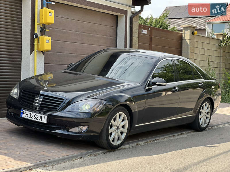 Седан Mercedes-Benz S-Class 2005 в Одессе