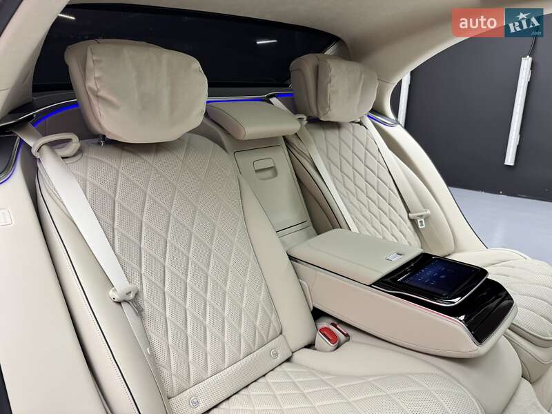 Седан Mercedes-Benz S-Class 2023 в Киеве