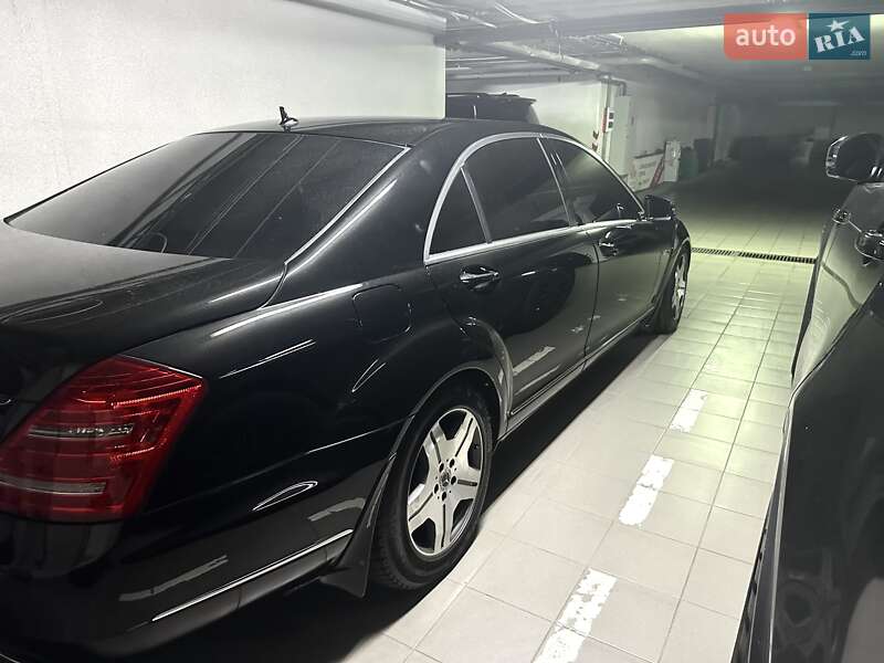 Седан Mercedes-Benz S-Class 2008 в Днепре