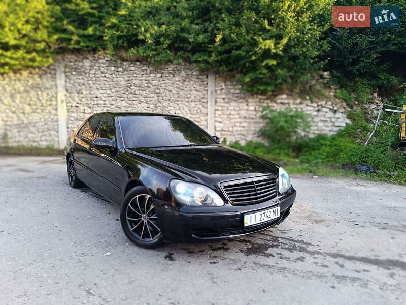 Седан Mercedes-Benz S-Class 2005 в Бережанах