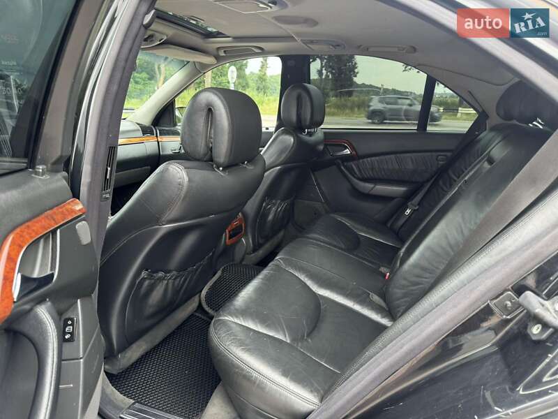 Седан Mercedes-Benz S-Class 2004 в Кутах
