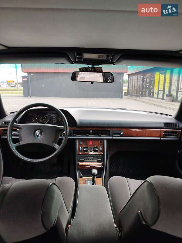 Седан Mercedes-Benz S-Class 1988 в Білій Церкві