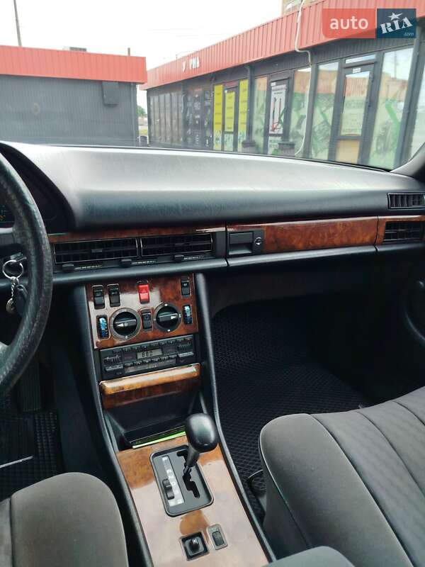 Седан Mercedes-Benz S-Class 1988 в Білій Церкві