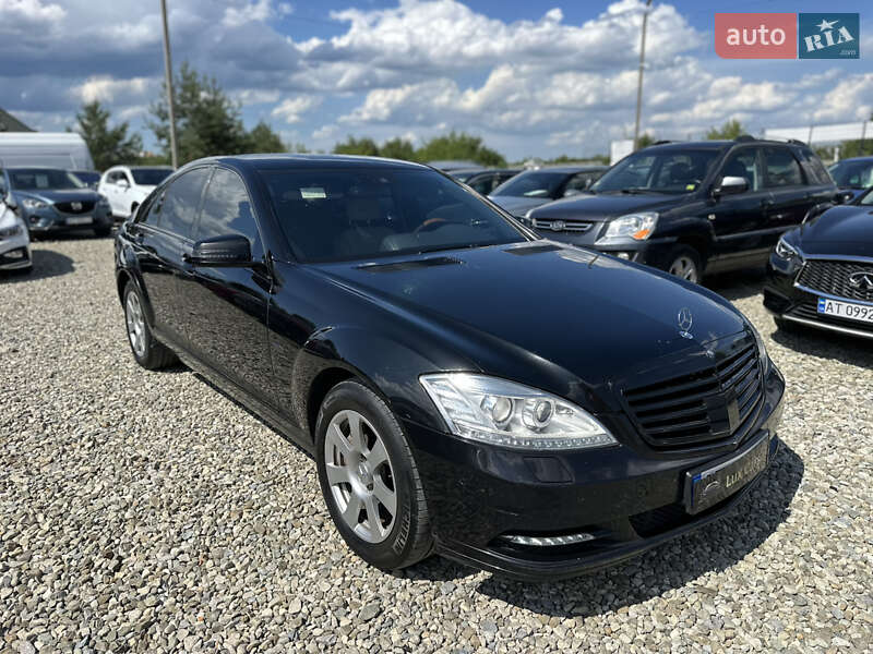 Седан Mercedes-Benz S-Class 2010 в Ивано-Франковске
