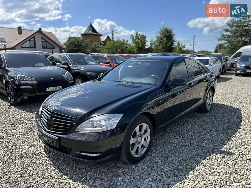 Седан Mercedes-Benz S-Class 2010 в Ивано-Франковске
