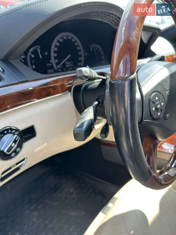 Седан Mercedes-Benz S-Class 2010 в Ивано-Франковске