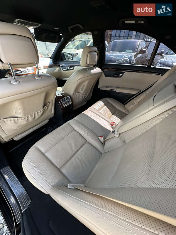 Седан Mercedes-Benz S-Class 2010 в Ивано-Франковске