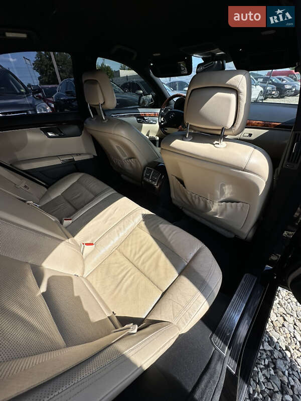 Седан Mercedes-Benz S-Class 2010 в Ивано-Франковске