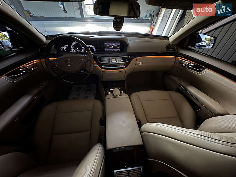 Седан Mercedes-Benz S-Class 2011 в Мукачево