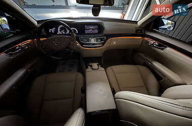 Седан Mercedes-Benz S-Class 2011 в 