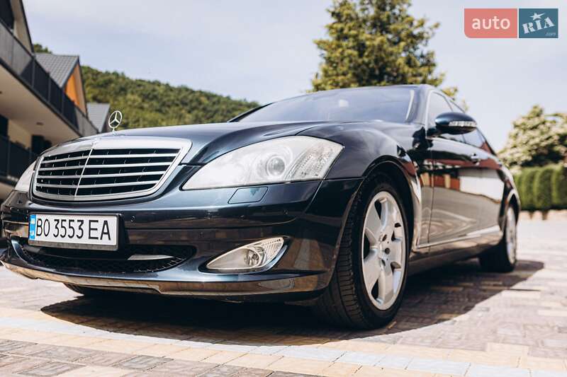 Седан Mercedes-Benz S-Class 2006 в Залещиках