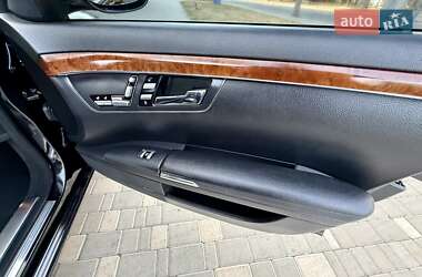 Седан Mercedes-Benz S-Class 2006 в 