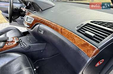 Седан Mercedes-Benz S-Class 2006 в 
