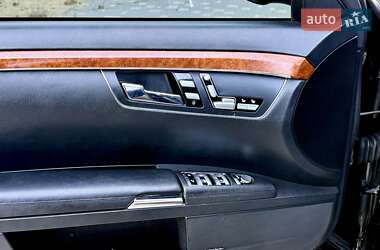 Седан Mercedes-Benz S-Class 2006 в 