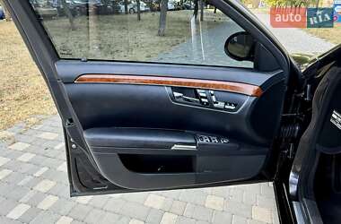 Седан Mercedes-Benz S-Class 2006 в 
