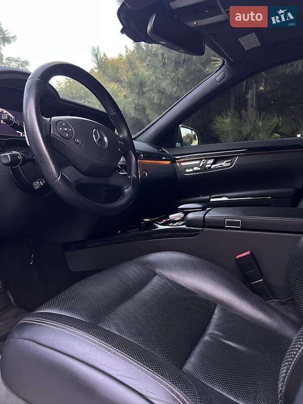 Седан Mercedes-Benz S-Class 2011 в Одесі