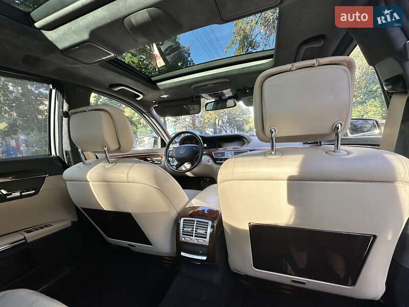 Седан Mercedes-Benz S-Class 2006 в Киеве