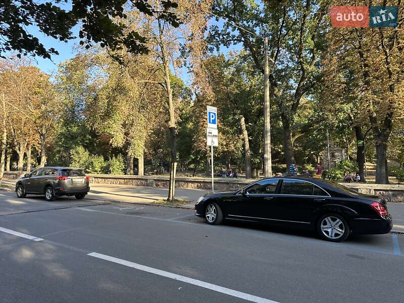 Седан Mercedes-Benz S-Class 2006 в Киеве