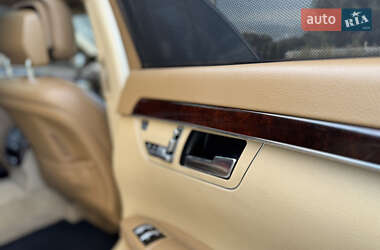 Седан Mercedes-Benz S-Class 2008 в 