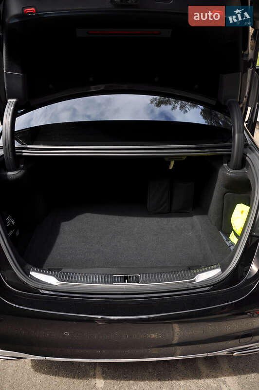 Седан Mercedes-Benz S-Class 2022 в Києві