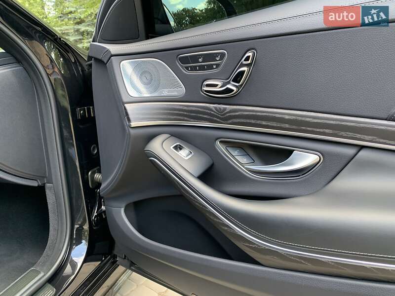 Седан Mercedes-Benz S-Class 2019 в Кривом Роге