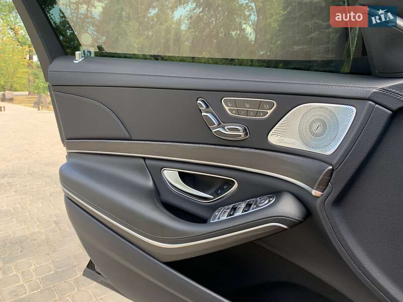 Седан Mercedes-Benz S-Class 2019 в Кривом Роге