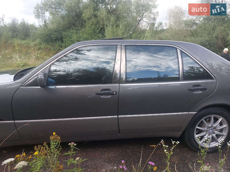 Седан Mercedes-Benz S-Class 1992 в Ивано-Франковске