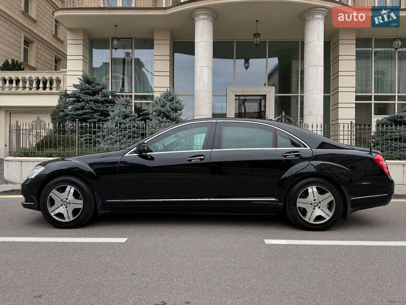 Седан Mercedes-Benz S-Class 2010 в Киеве