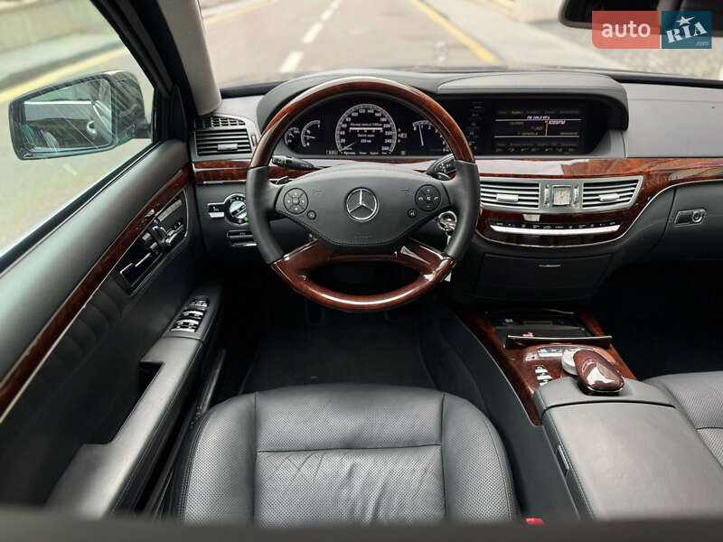Седан Mercedes-Benz S-Class 2010 в Киеве
