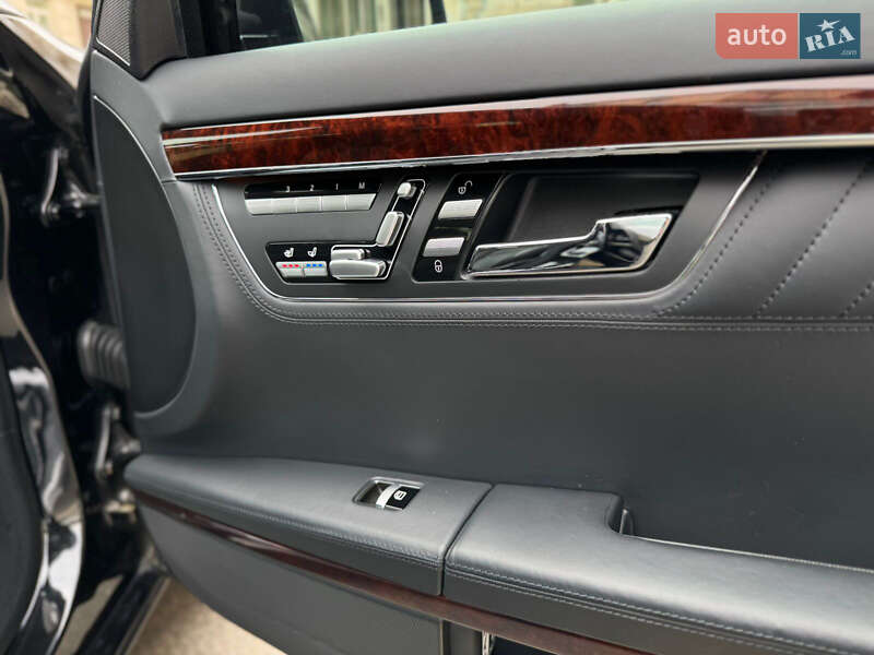 Седан Mercedes-Benz S-Class 2010 в Киеве