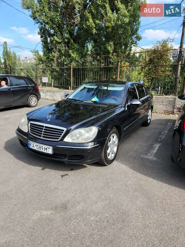 Mercedes-Benz S-Class 2004
