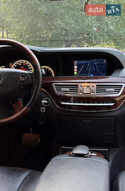 Седан Mercedes-Benz S-Class 2008 в 