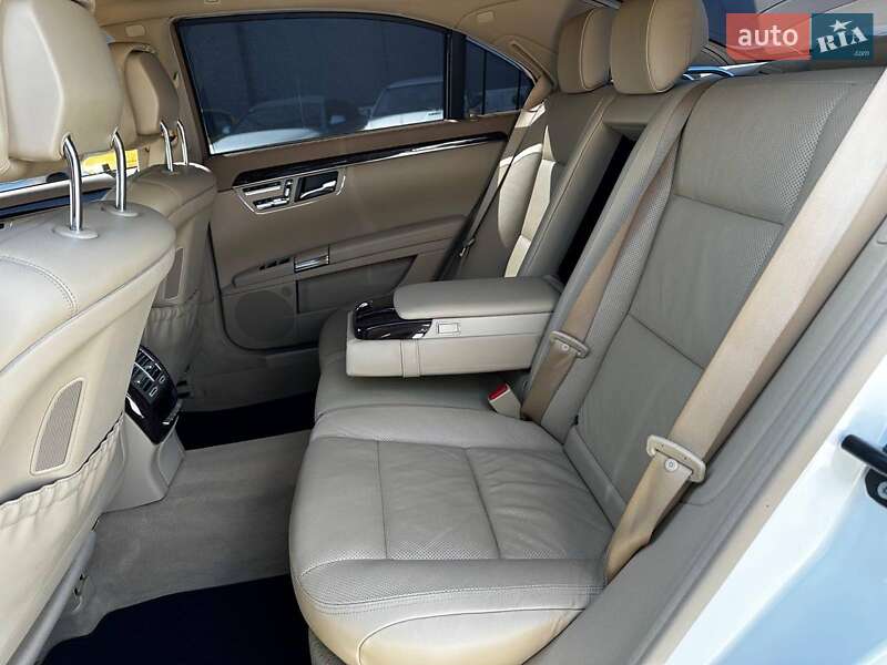 Седан Mercedes-Benz S-Class 2010 в Львові фото 30 Седан Mercedes-Benz S-Class 2010 в Львові