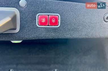 Седан Mercedes-Benz S-Class 2018 в 