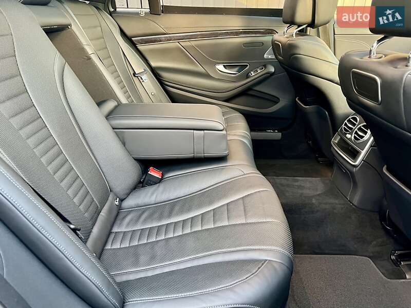 Седан Mercedes-Benz S-Class 2018 в Києві