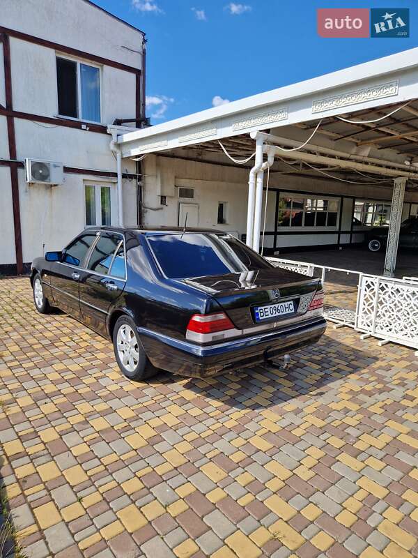 Седан Mercedes-Benz S-Class 1997 в Южноукраїнську