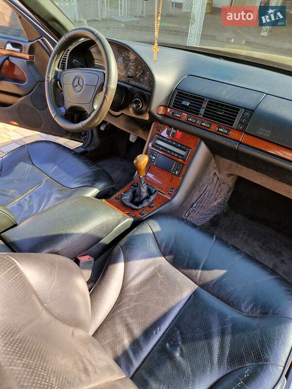 Седан Mercedes-Benz S-Class 1997 в Южноукраїнську