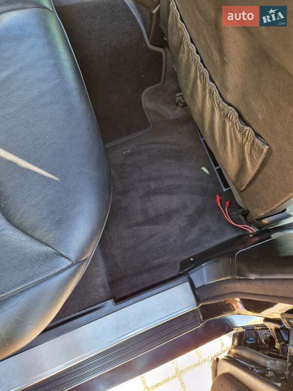 Седан Mercedes-Benz S-Class 1997 в Южноукраїнську