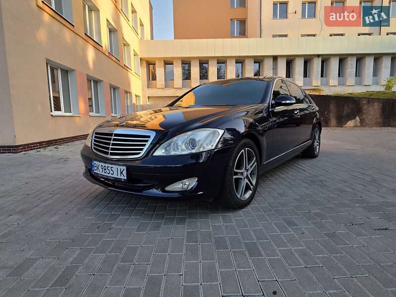 Mercedes-Benz S-Class 2007