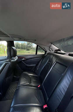 Седан Mercedes-Benz S-Class 2002 в  фото 15 Седан Mercedes-Benz S-Class 2002 в