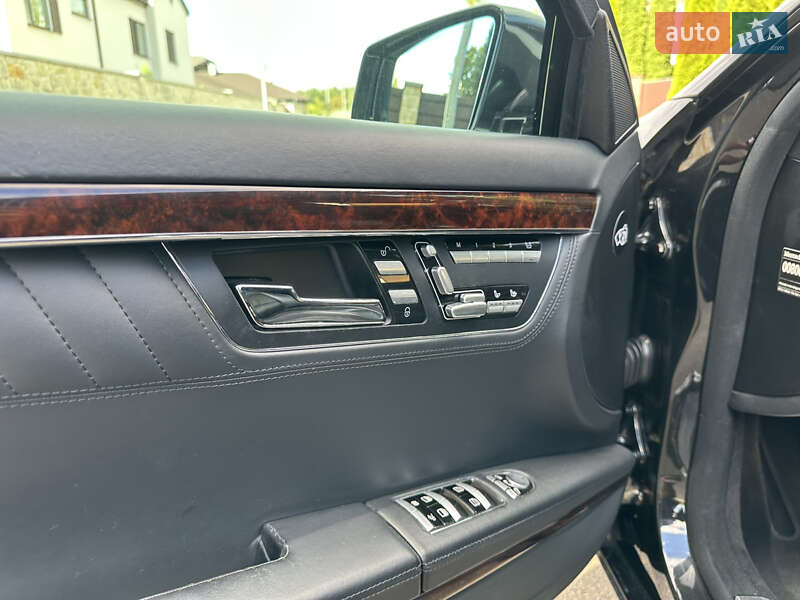 Седан Mercedes-Benz S-Class 2011 в Киеве